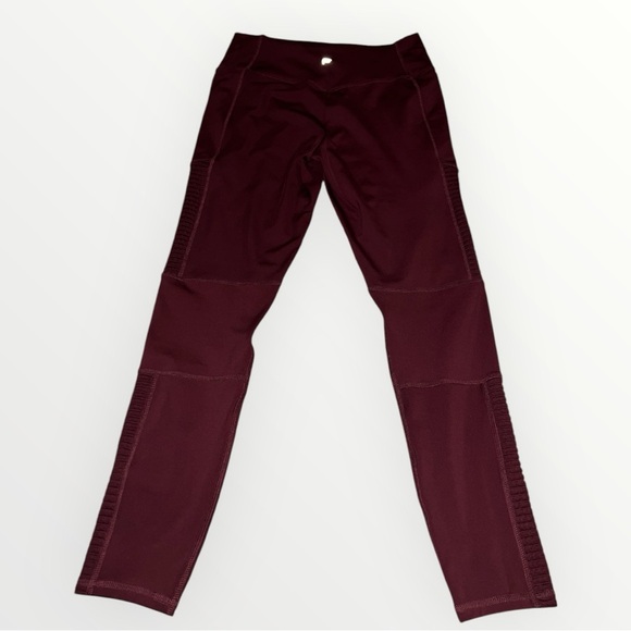 Fabletics Size L Burgundy Leggings - Picture 3 of 4